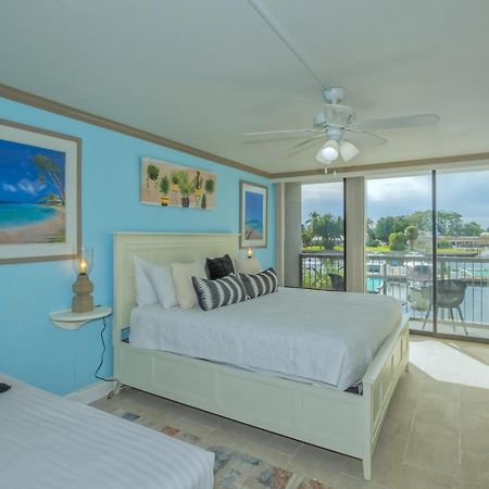 All-New Waterfront With Balcony,Pool,Tiki Bar,Gym Sarasota Extérieur photo