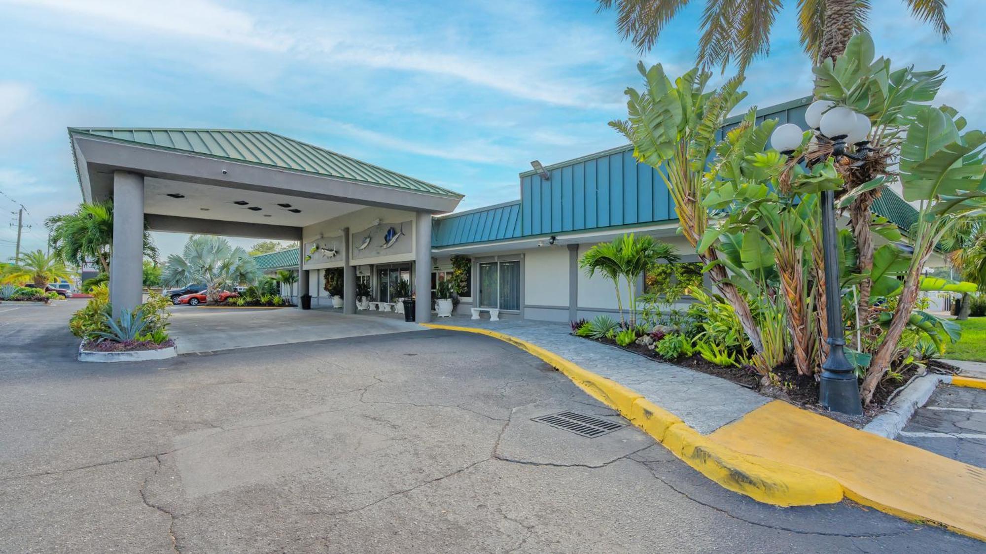 All-New Waterfront With Balcony,Pool,Tiki Bar,Gym Sarasota Extérieur photo