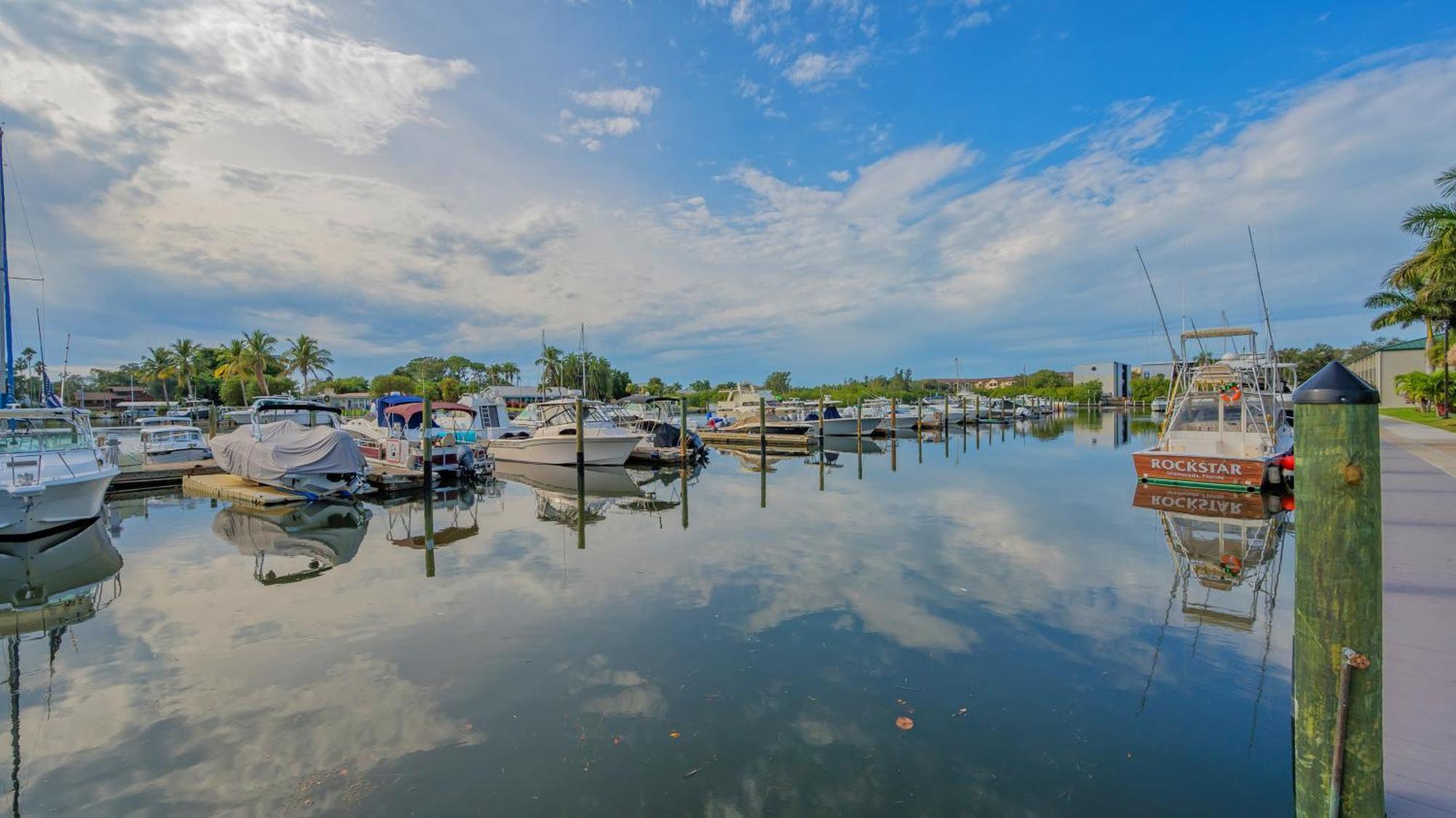 All-New Waterfront With Balcony,Pool,Tiki Bar,Gym Sarasota Extérieur photo