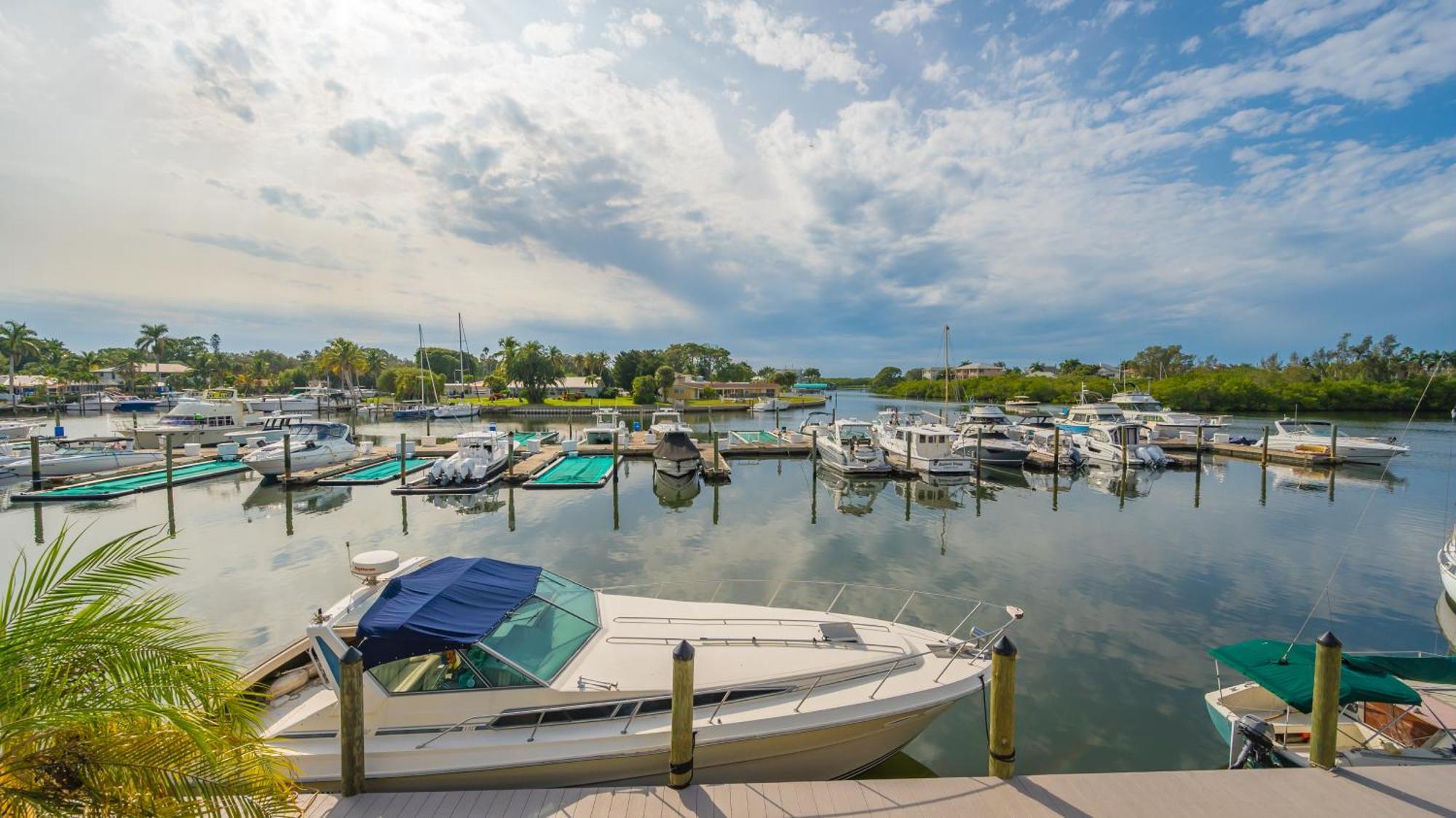 All-New Waterfront With Balcony,Pool,Tiki Bar,Gym Sarasota Extérieur photo